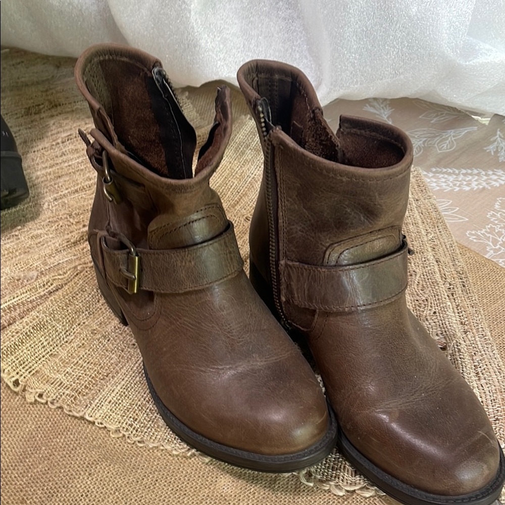 Artisan Brown Leather Ankle Booties with Strap Detail